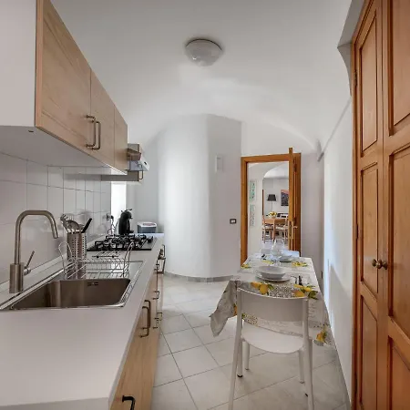 Apartament La Perla Di Chicca *